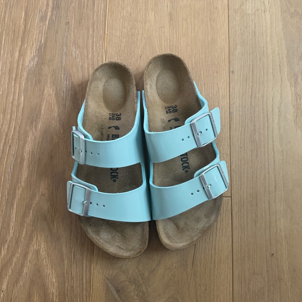 Brand spankin new Birkenstock arizonas